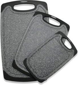 لوح تقطيع بلاستيكي من أرابيست، لوح تقطيع للمطبخ، 3 قطع ألواح تقطيع آمنة للاستخدام في غسالة الأطباق مع أخاديد للعصارة